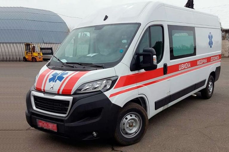 автомобиль скорой помощи